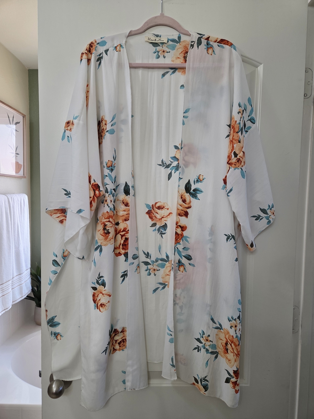 Vine & Love White Kimono with Peach Rose and Teal Leaves